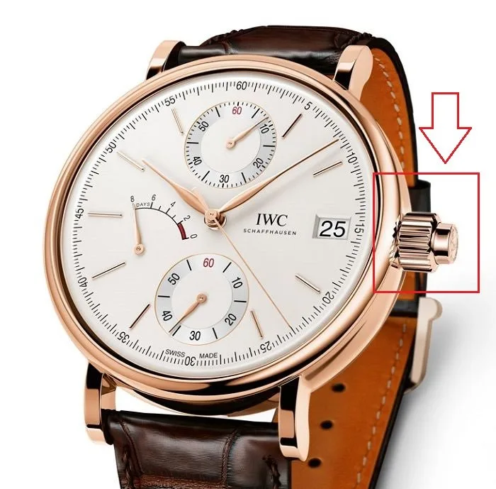 Single-button chronograph watch design