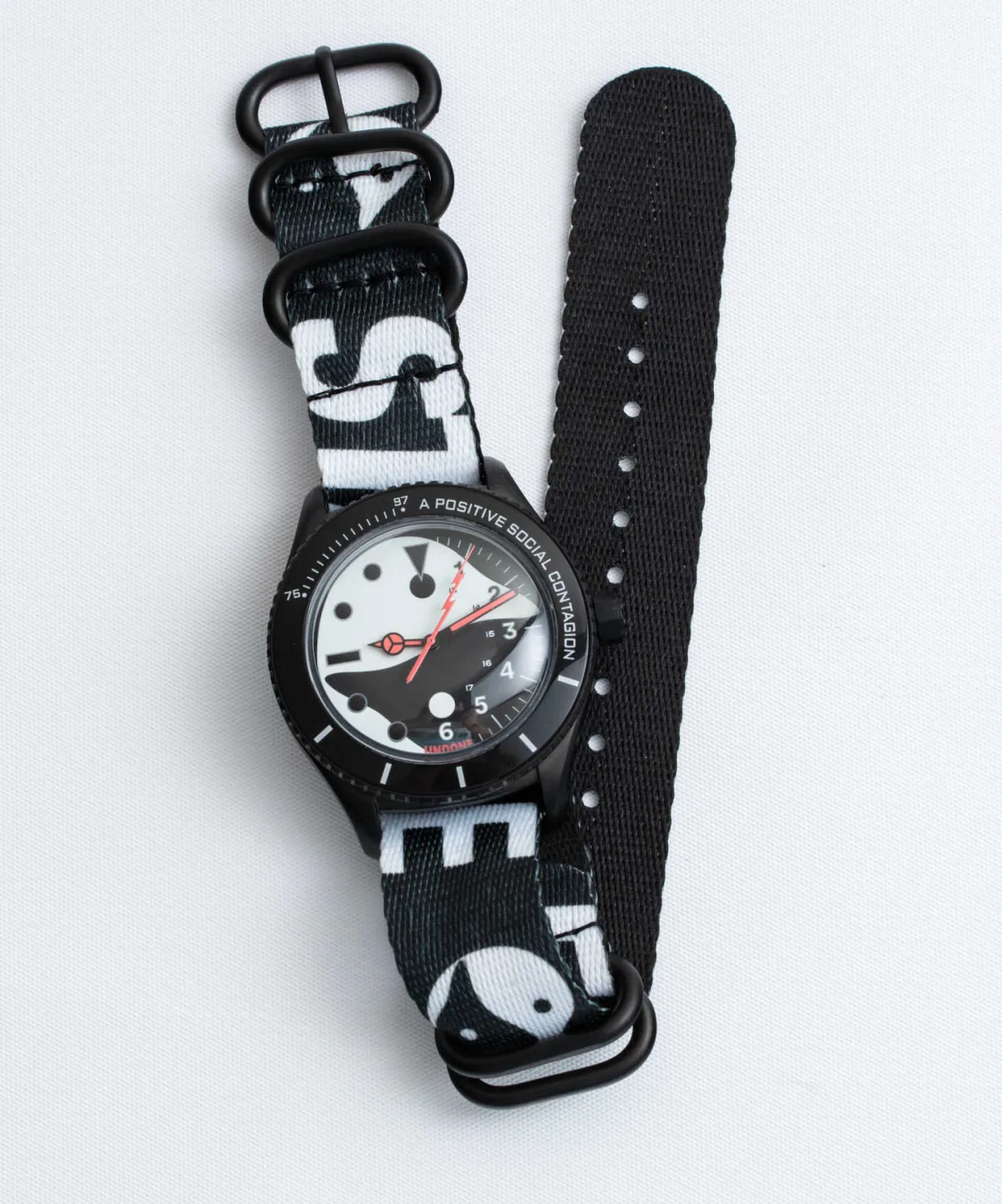UNDONE X STAPLE Yin-Yang watch with double pigeon head dial