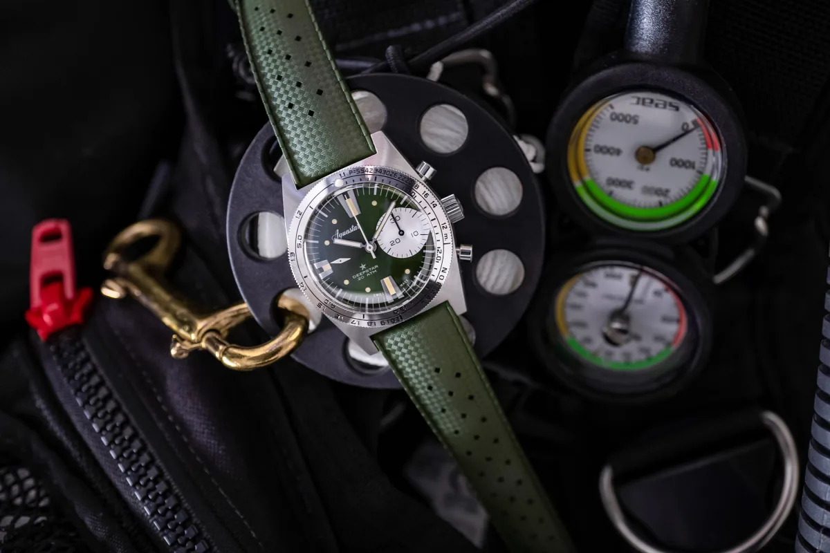 Case back of Aquastar Deepstar Greenwich