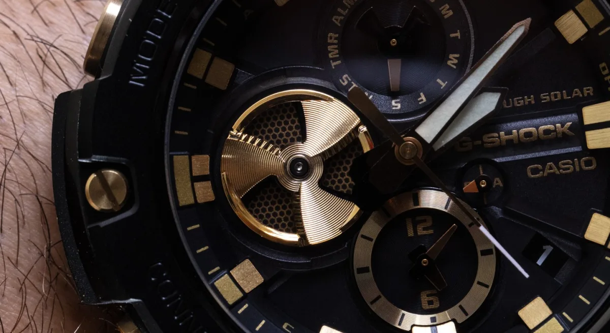 Detail of the turbine feature on Casio G-Shock G-Steel GSTB100GC-1A