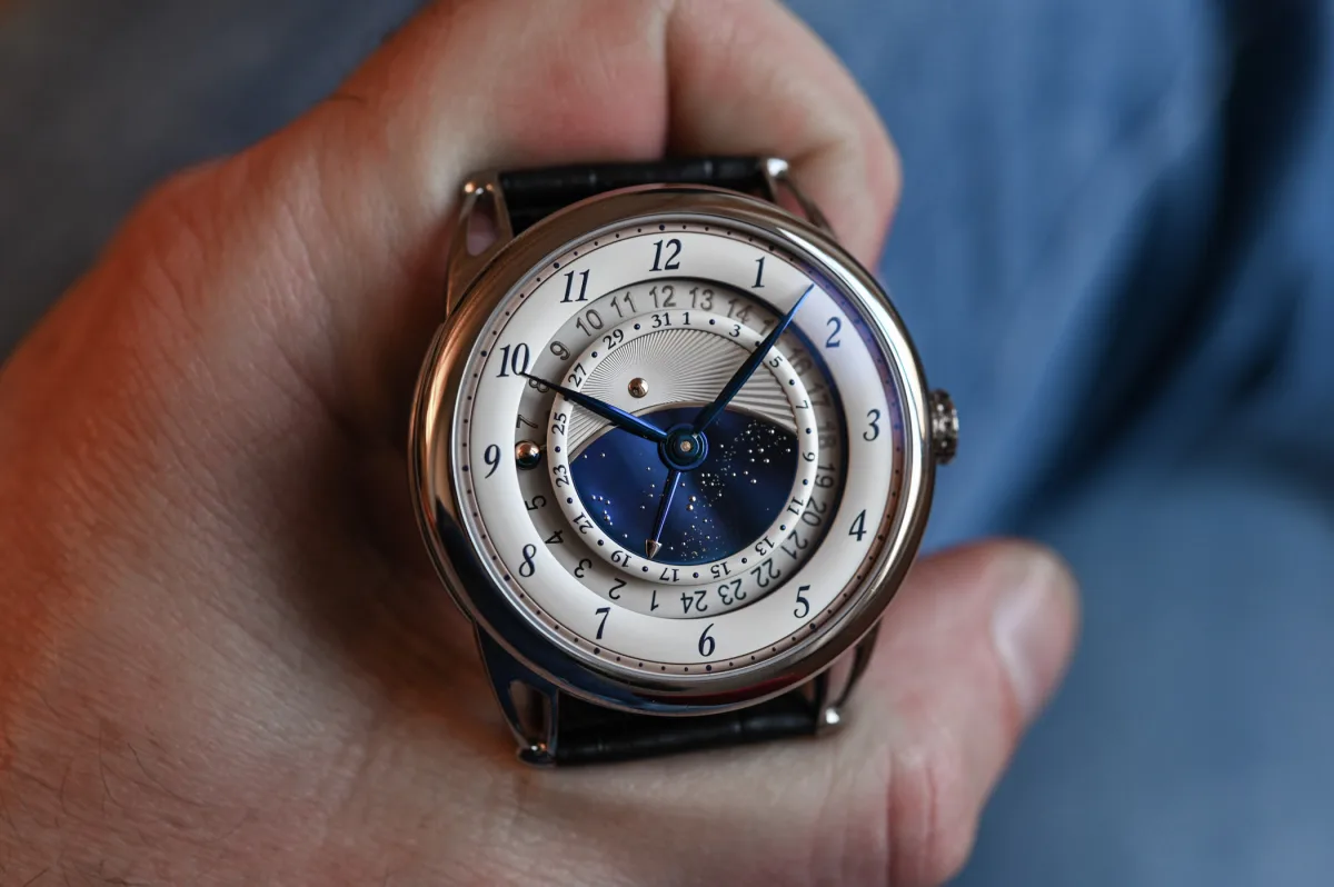 De Bethune DB25GMT Starry Varius dial concentric rings