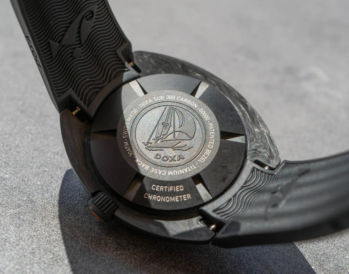Doxa Sub 300 Carbon case back