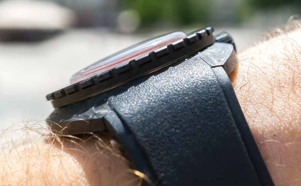 Doxa Sub 300 Carbon bezel detail