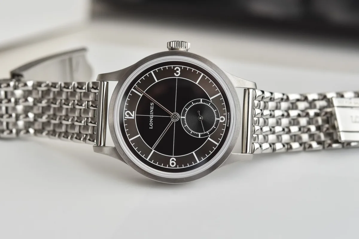 Longines Heritage Classic close-up with black dial