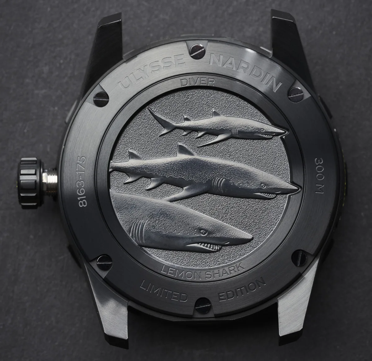 UN-816 movement of Ulysse Nardin Diver Lemon Shark watch