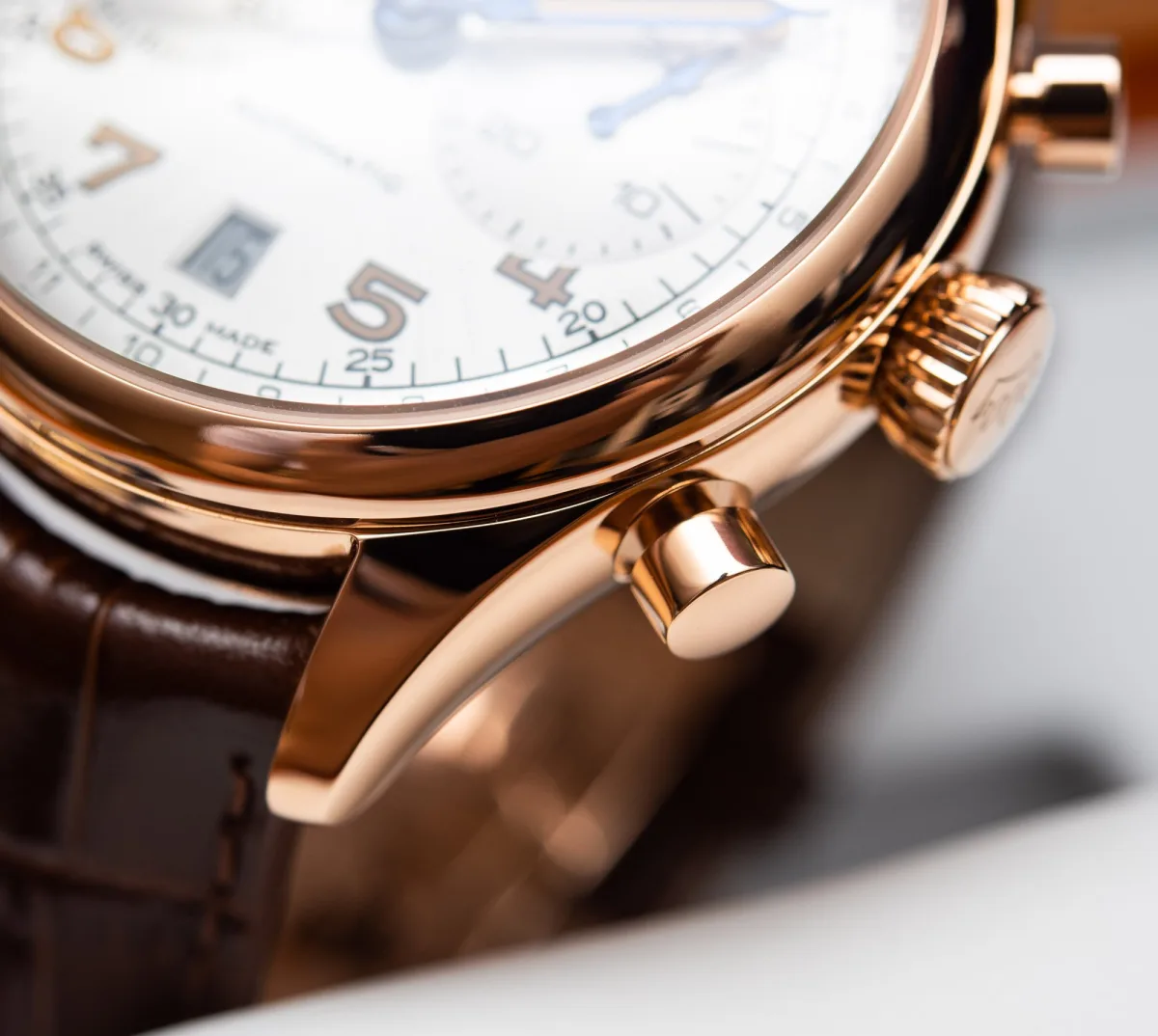 Detail view of Delma Heritage Chronograph bezel