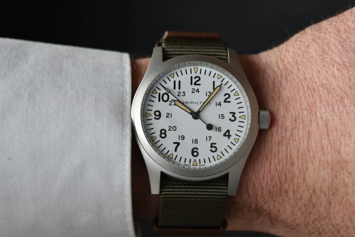 Hamilton Khaki Field Mechanical with steel bracelet