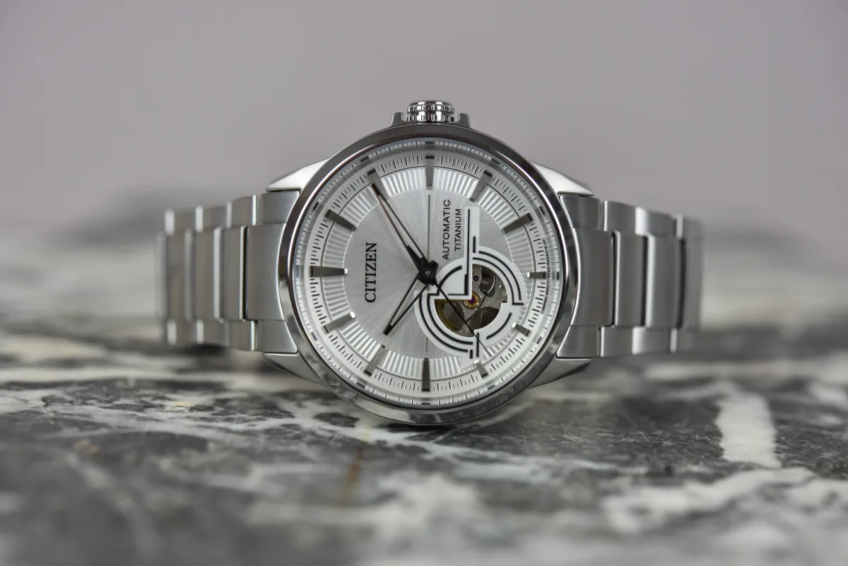 Titanium bracelet of Citizen NH9120 watch