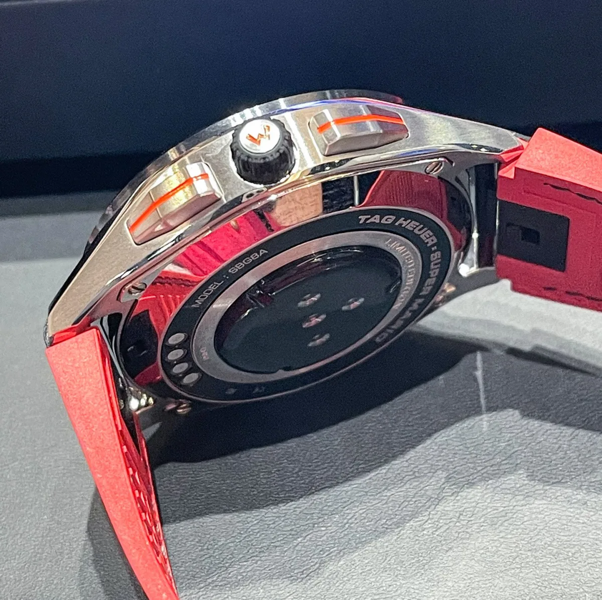 TAG Heuer Connected Super Mario packaging
