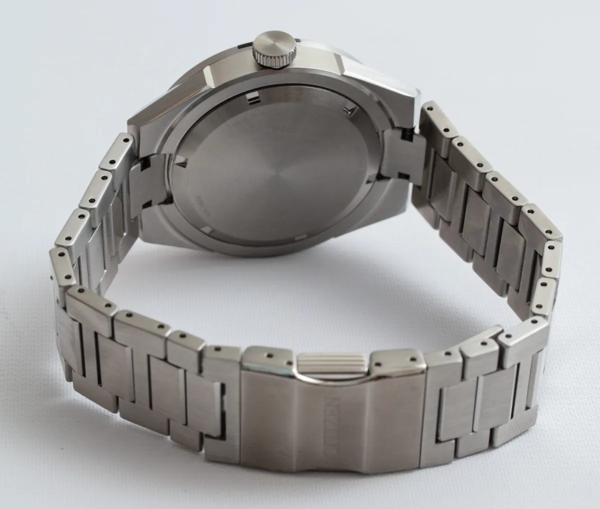 Rear case view of Citizen Series 8 870