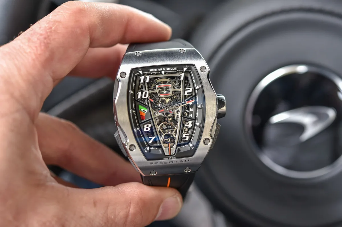 Tourbillon and dial details of Richard Mille RM 40-01