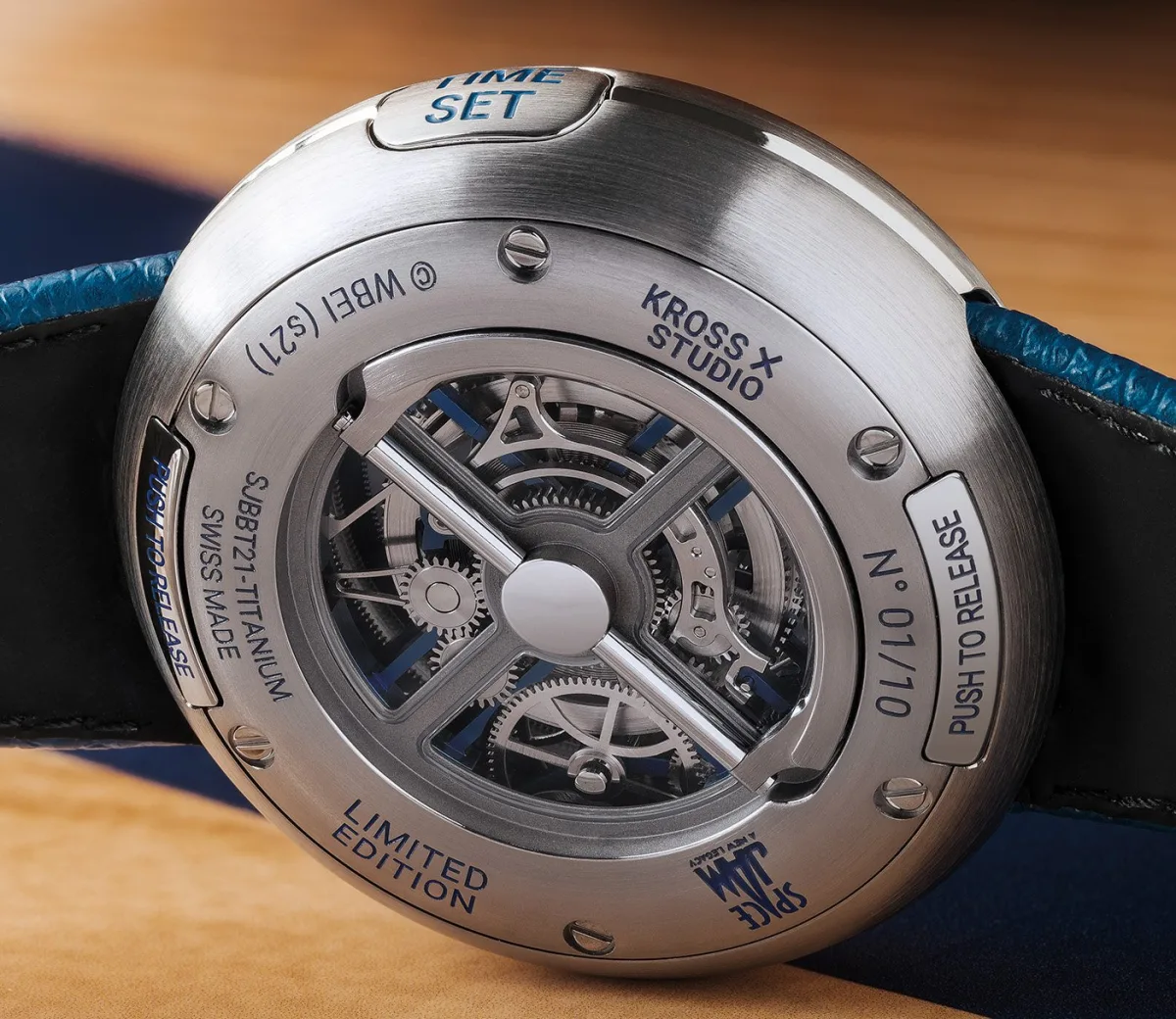 Detailed view of the engraved inner ring featuring Looney Tunes characters