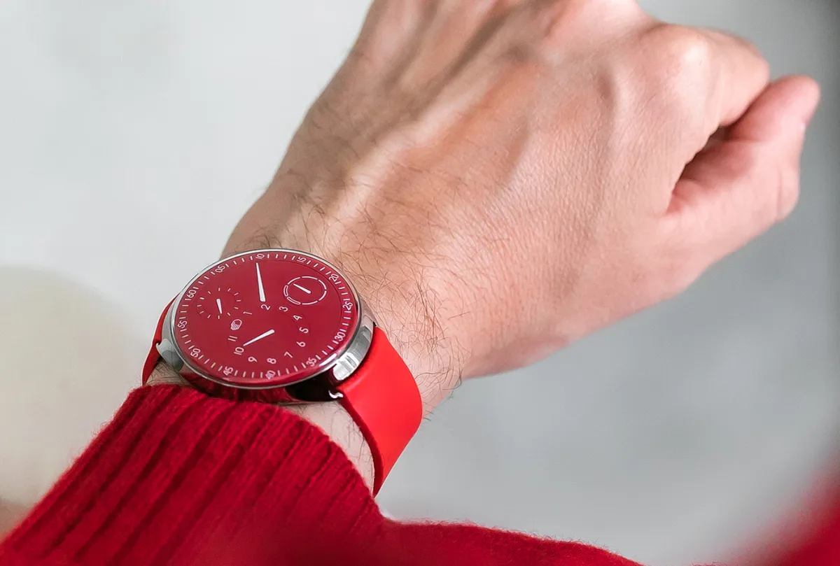 Ressence Type 1 Slim Red watch face and dial