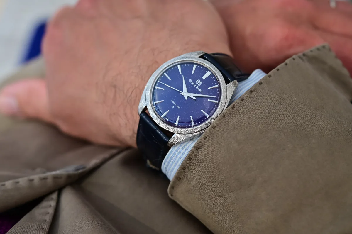Engraving process on the Grand Seiko case