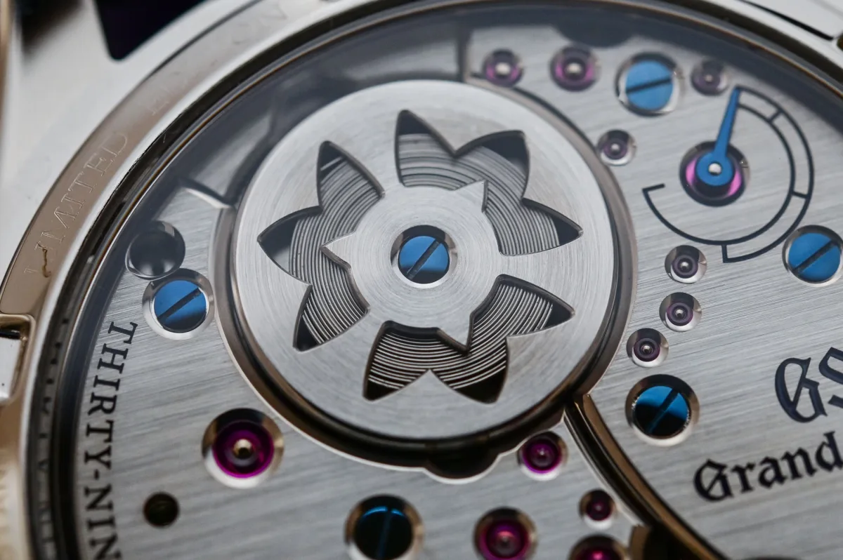 Detailed view of polishing techniques