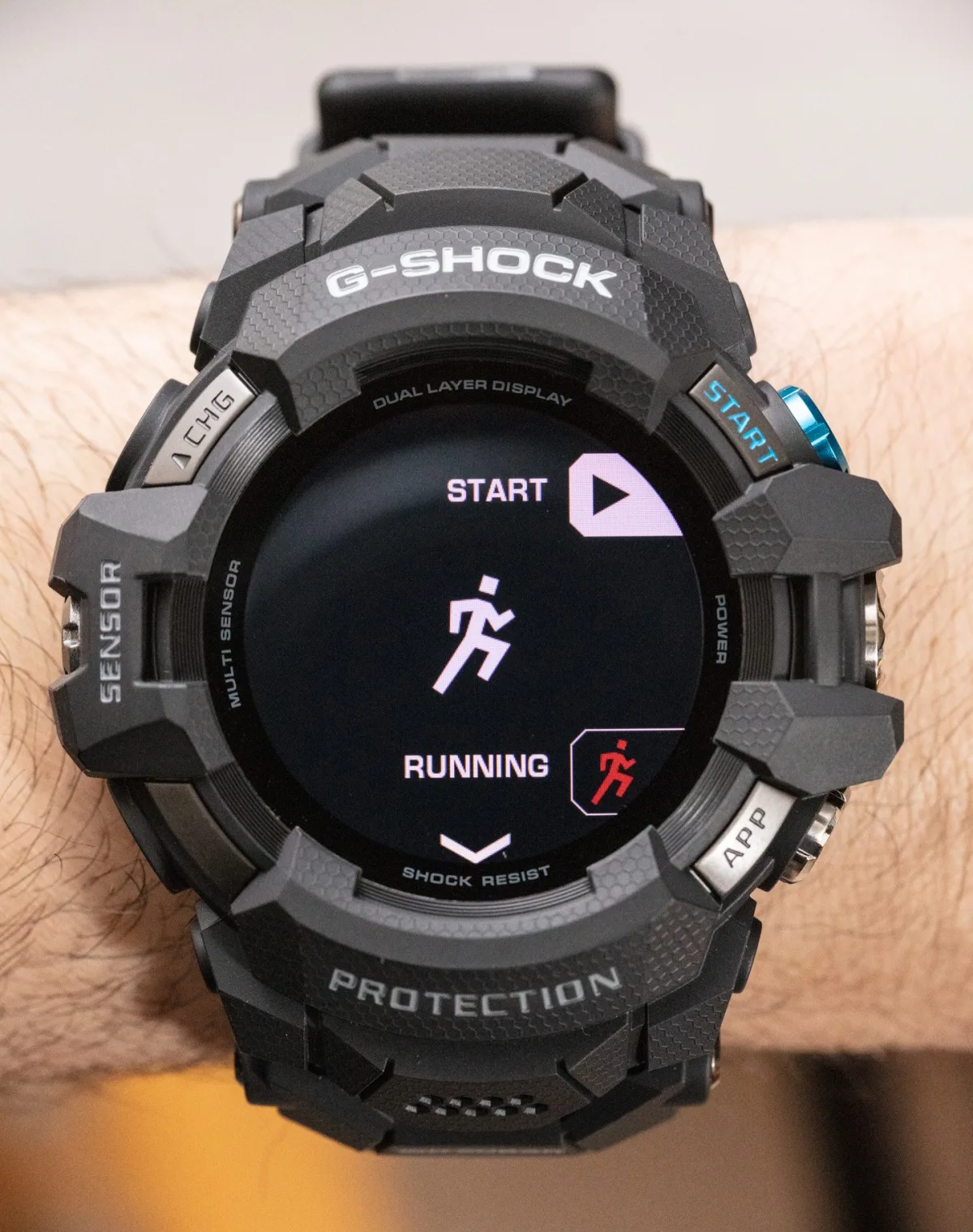 Casio G-Shock GSWH1000 dual-layer LCD screen
