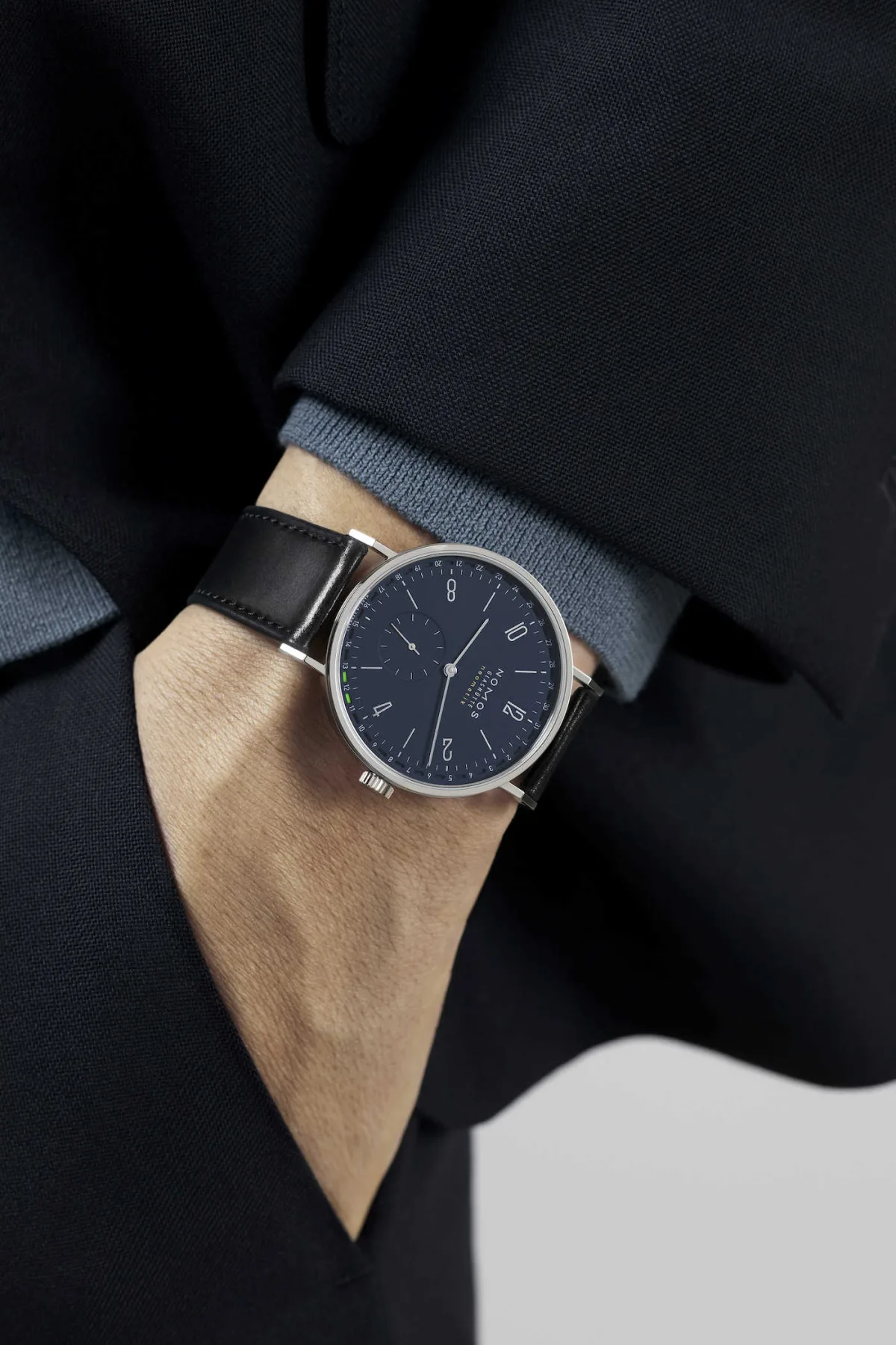 NOMOS Tangente neomatik midnight blue dial