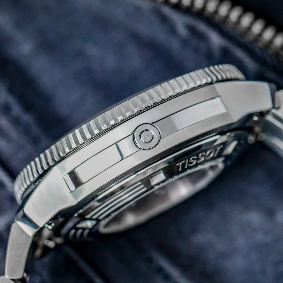 Comparison of Tissot Seastar 1000 and 2000 sizes