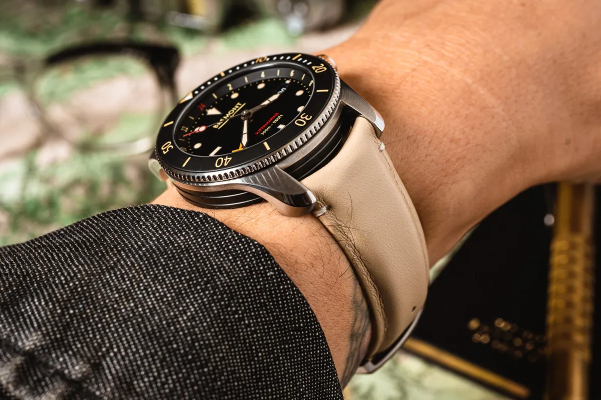 S302 GMT with ceramic bezel
