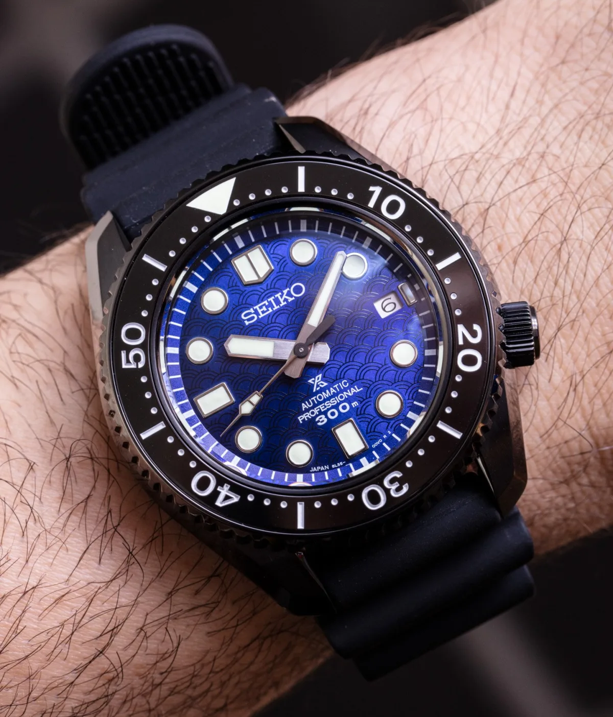 Seiko Prospex Seigaiha SLA053 and SLA059 watches