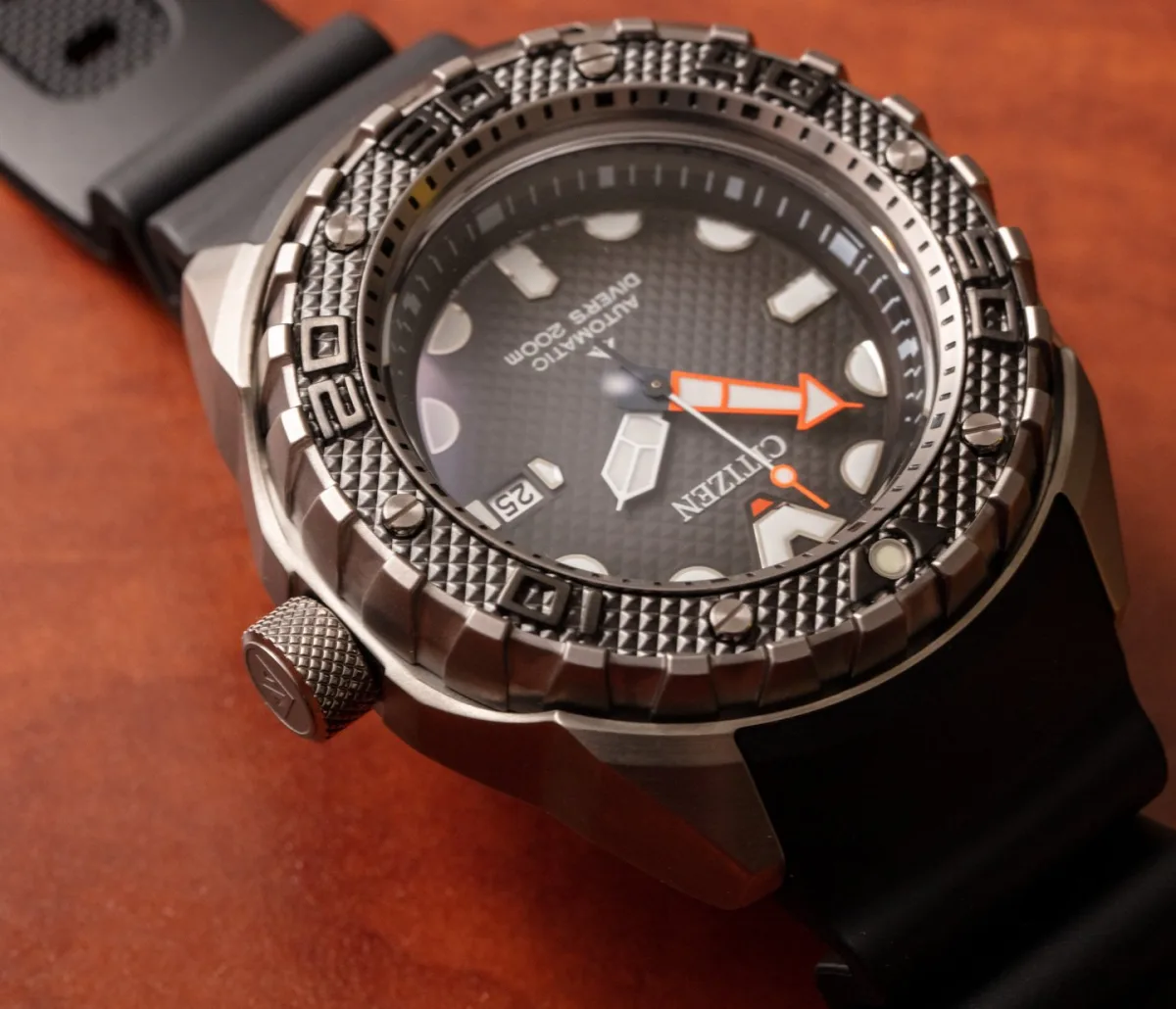 Close-up of Citizen Promaster bezel and case
