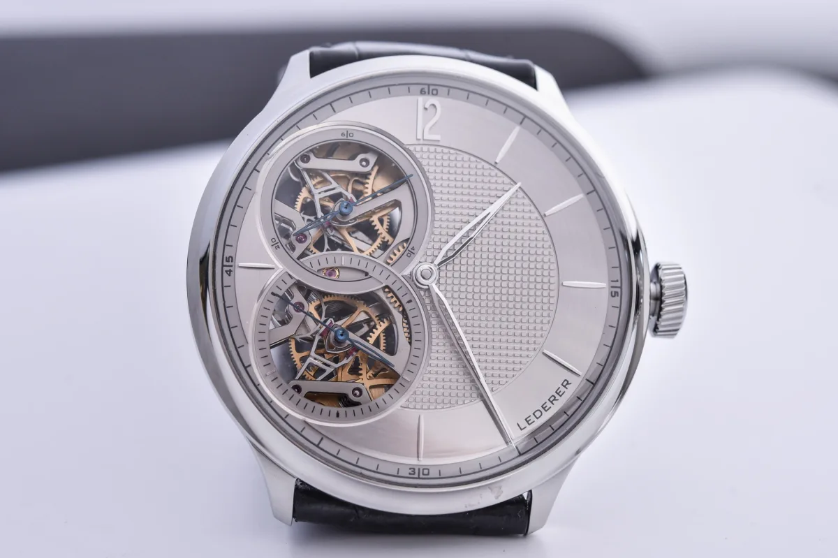 Dial of the Lederer Central Impulse Chronometer