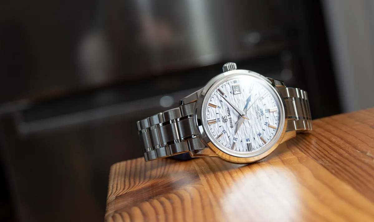 Grand Seiko SBGJ249 Shosho in natural lighting