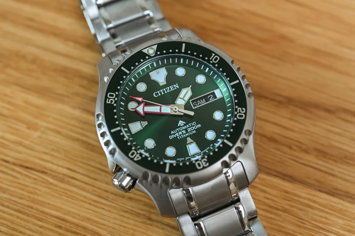 Citizen Promaster Marine NY0100-50XE bezel
