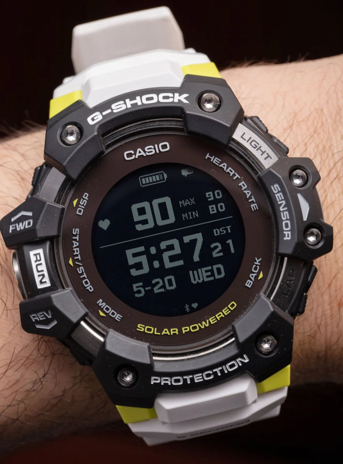Casio G-Shock Move GBD-H1000's MIP LCD screen in sunlight
