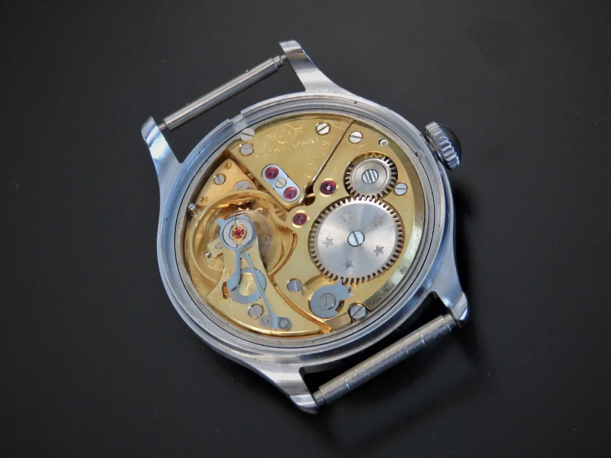 Vostok Precision watch with 22 jewels