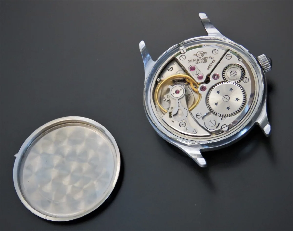 Vostok 2802 movement, microregulation shown