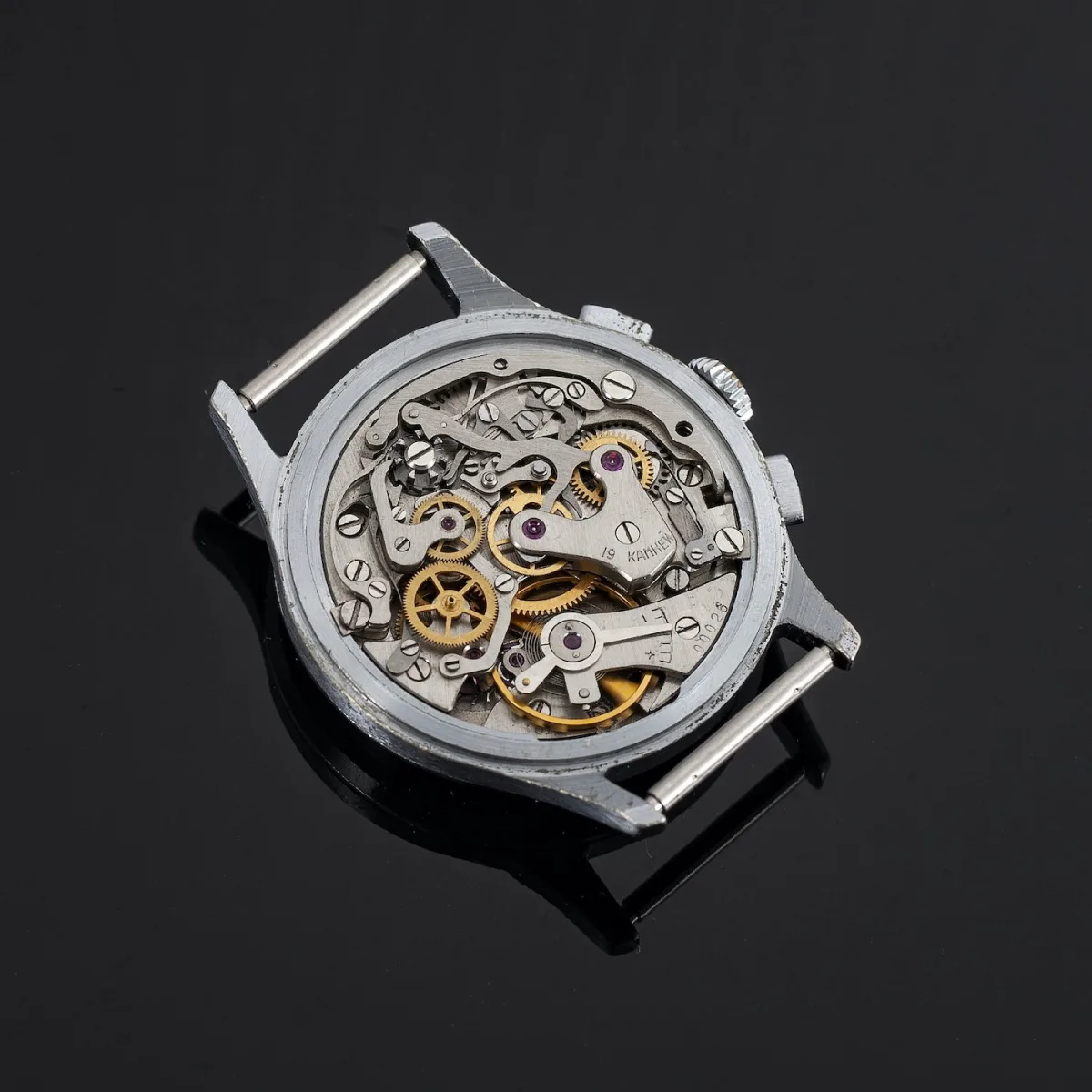 Third-generation 3017 with luminous dial