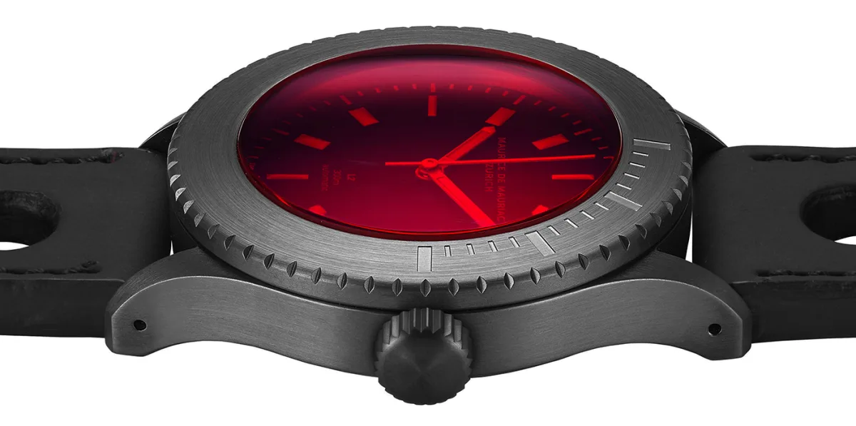 Close-up of Maurice de Mauriac L2 Red Sea bezel and case