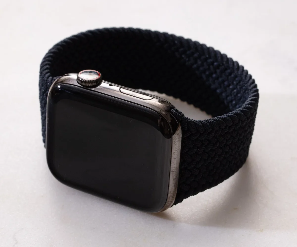 Apple Watch Series 6 with Braided Solo Loop