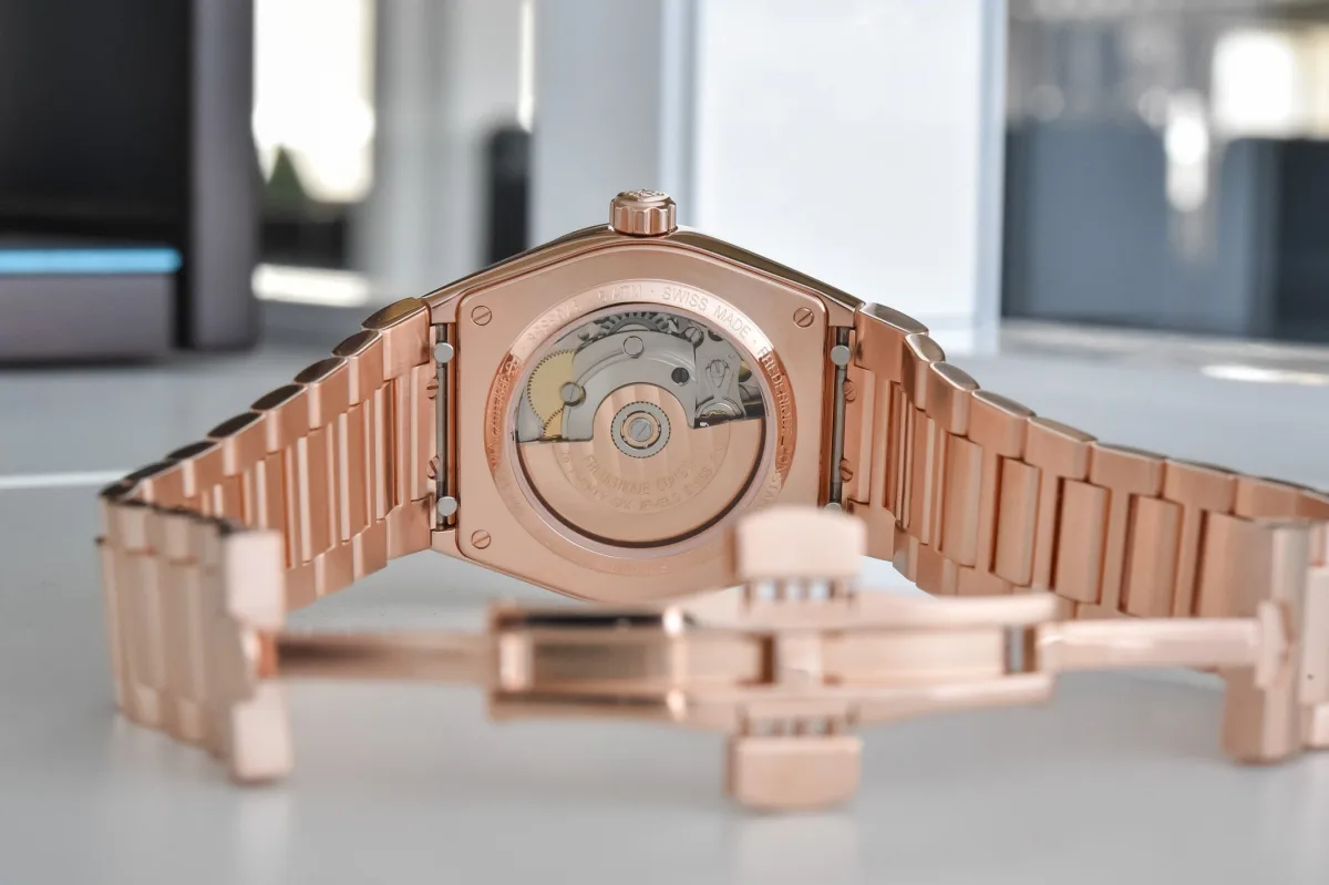 Frederique Constant Highlife Ladies Automatic Sparkling with diamonds