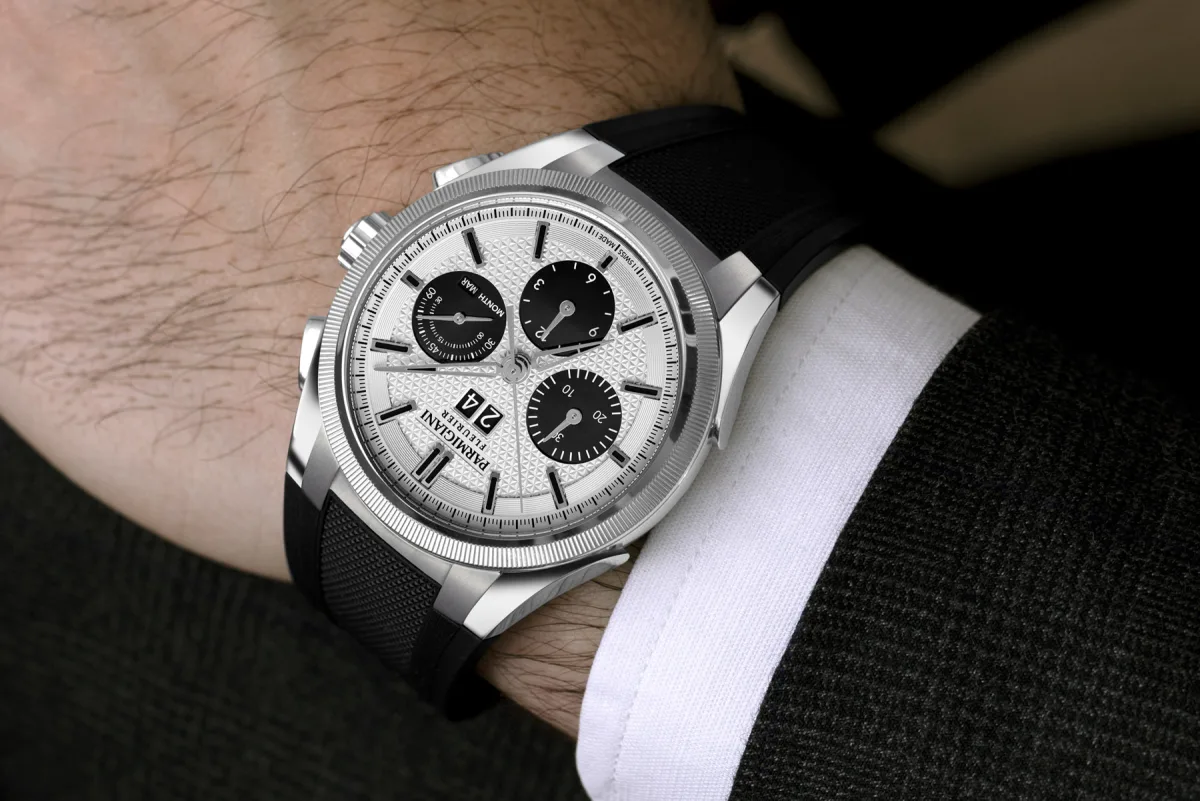 Detail of Parmigiani Tondagraph GT chronograph buttons