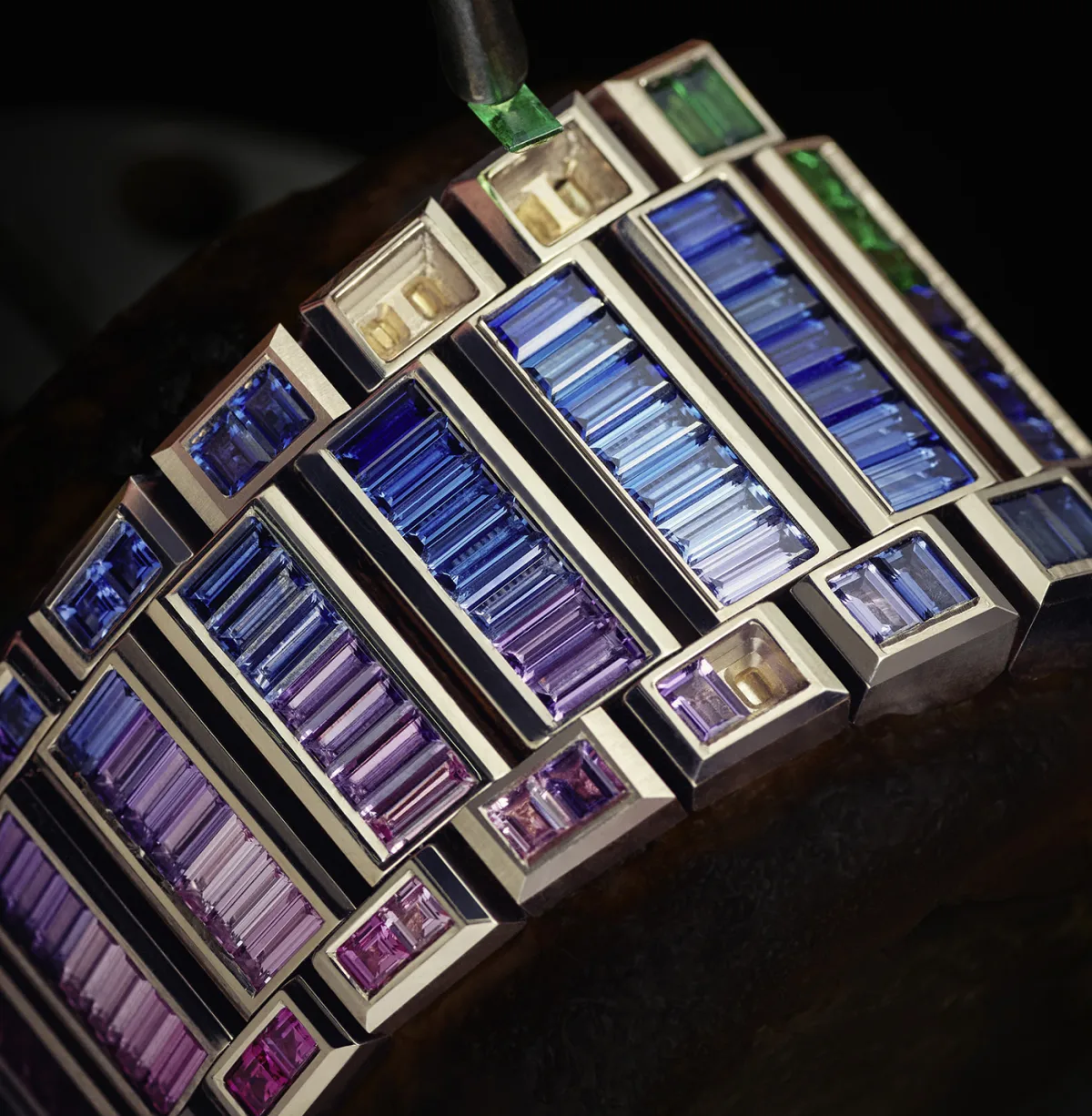 Integrated bracelet of Hublot Big Bang Integral Tourbillon Rainbow
