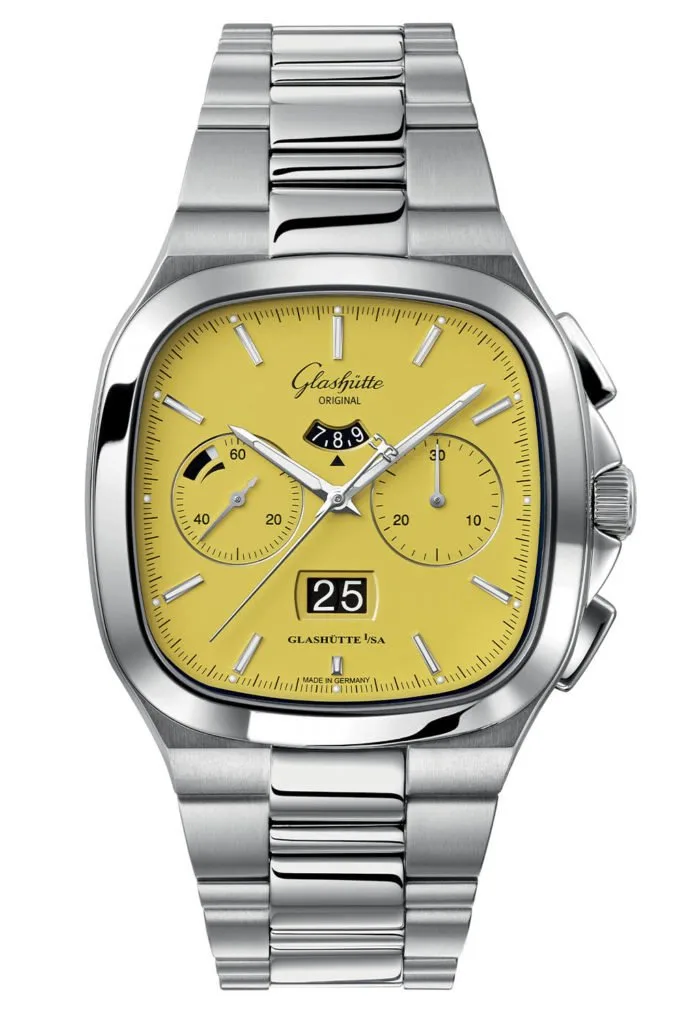 Integrated leather strap of Glashütte Original Seventies Chronograph 2021