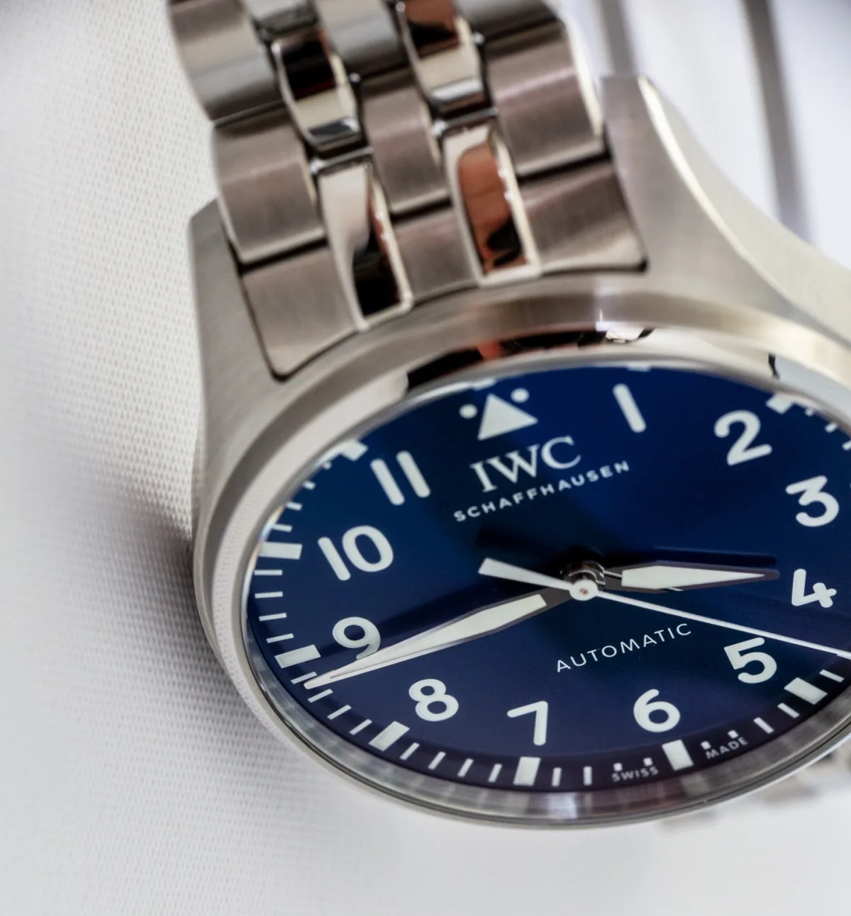 IWC Big Pilot’s Watch 43 crown detail