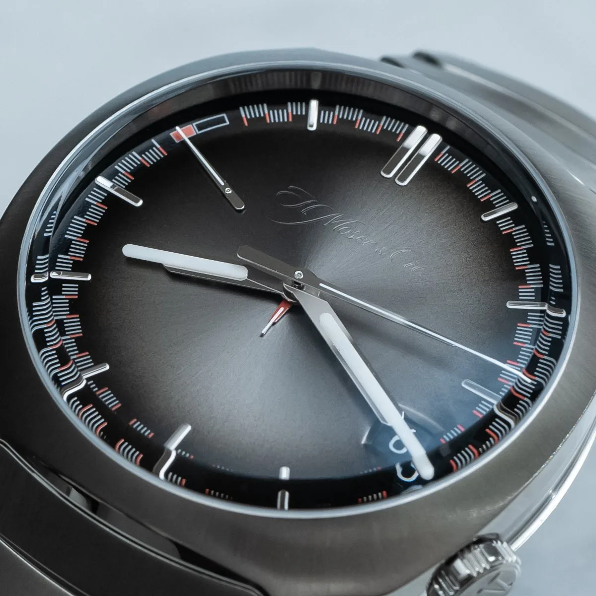 HMC 812 Perpetual Calendar movement with central seconds