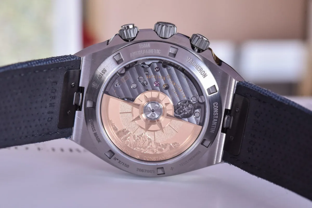 Movement details of the Overseas Chronograph Everest