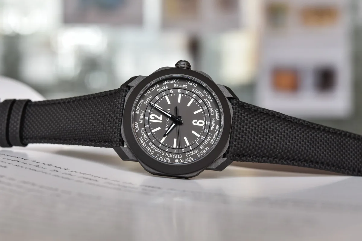 Bvlgari Octo Roma Worldtimer watch in black DLC