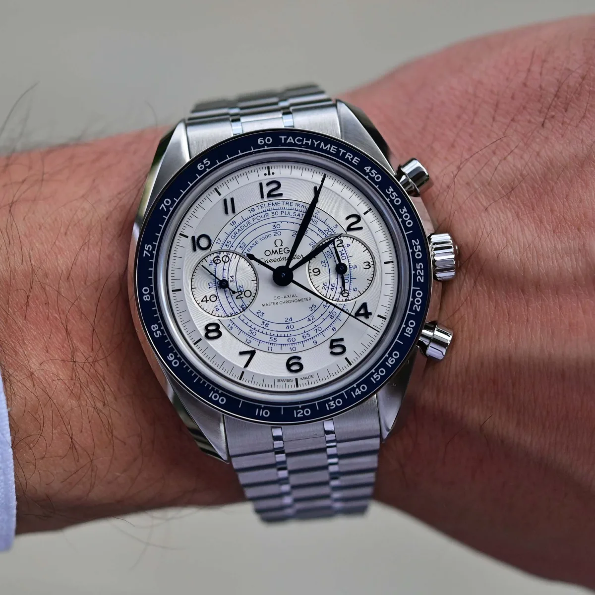 Omega Speedmaster Chronoscope with silver panda dial