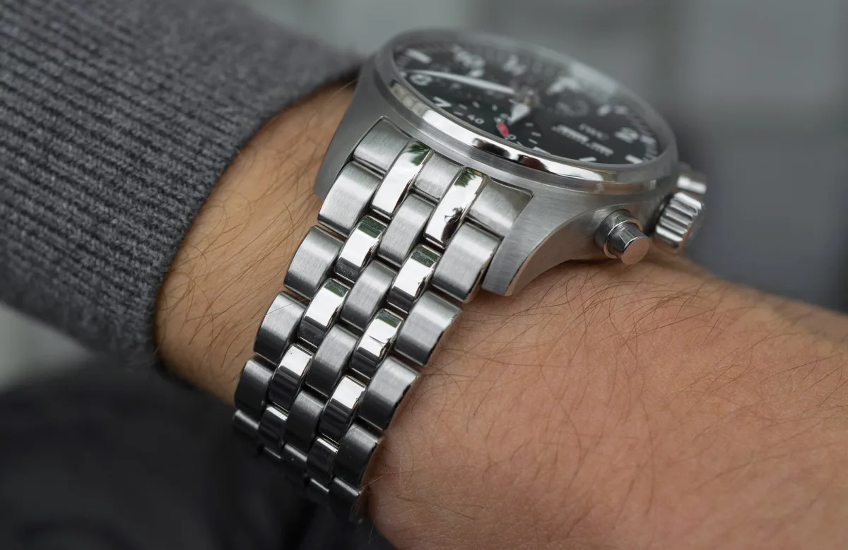 Lug and end link finish of the IWC Pilot’s Watch Chronograph 41