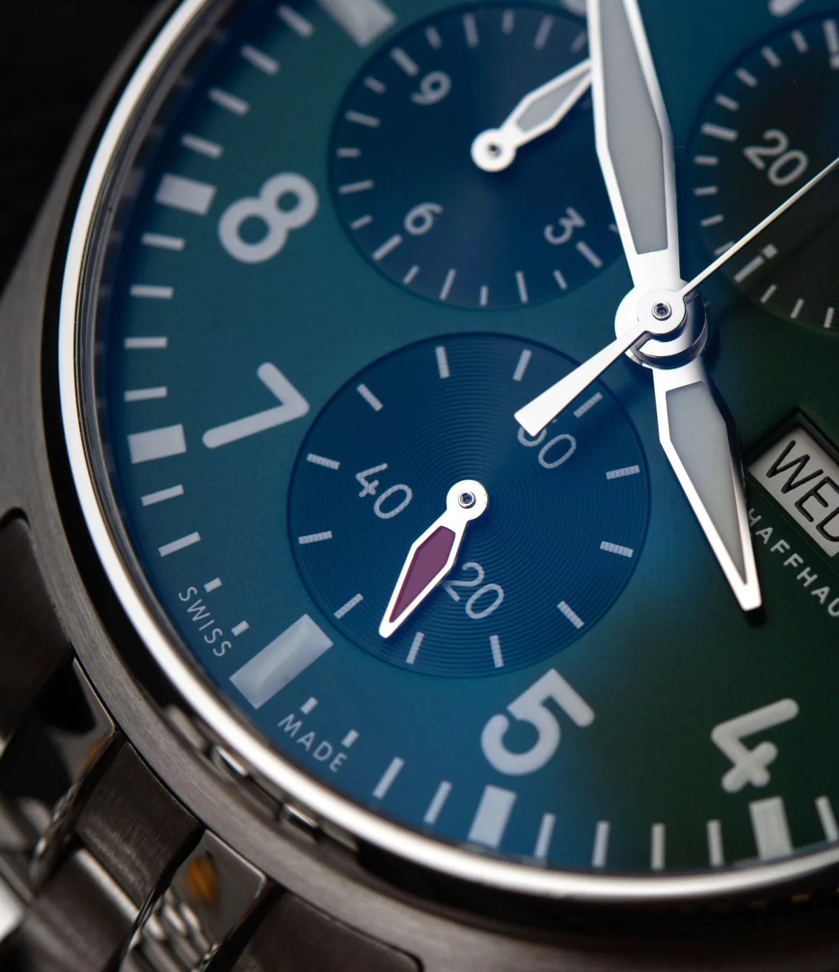 Orange-red seconds hand on IWC Pilot’s Watch Chronograph 41