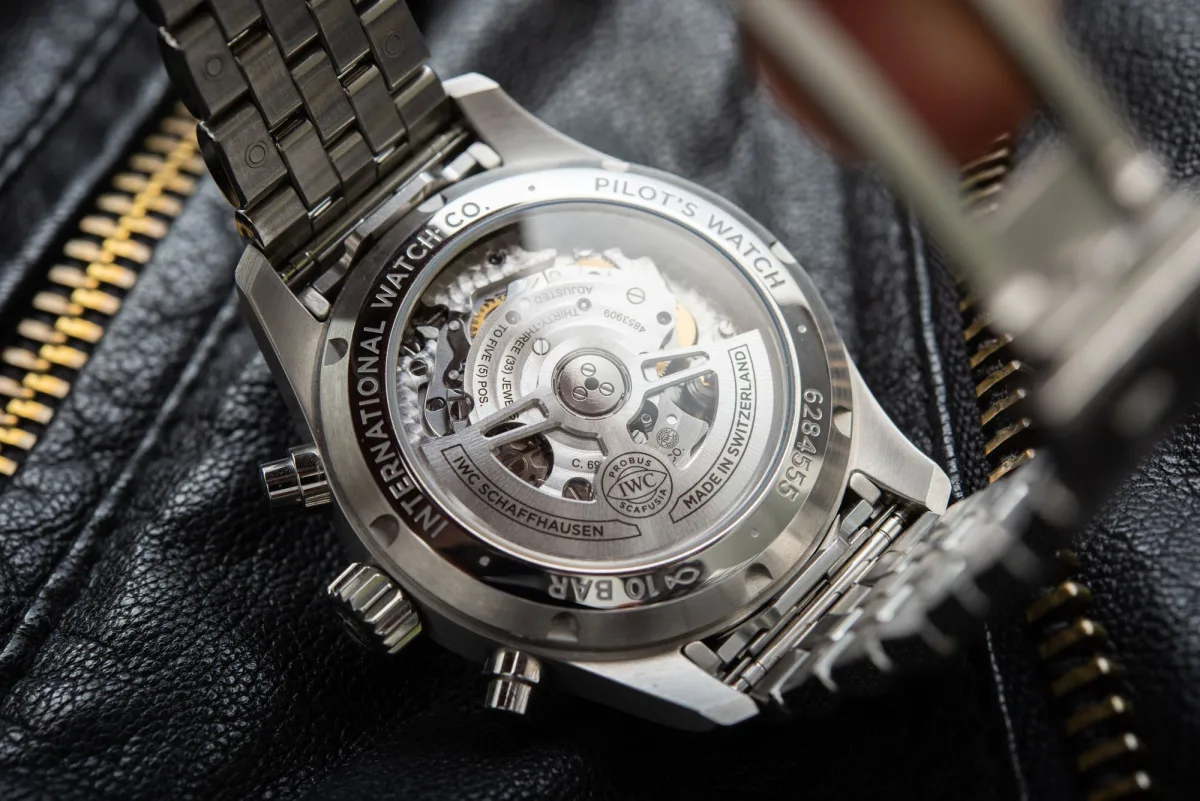 Polished bezel of the IWC Pilot’s Watch Chronograph 41
