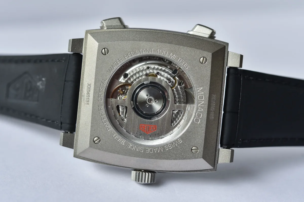 Calibre 11 automatic chronograph movement