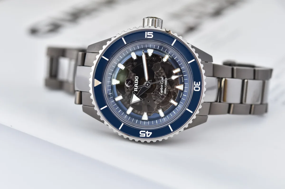 Rado Captain Cook High-Tech Plasma Ceramic watch front view