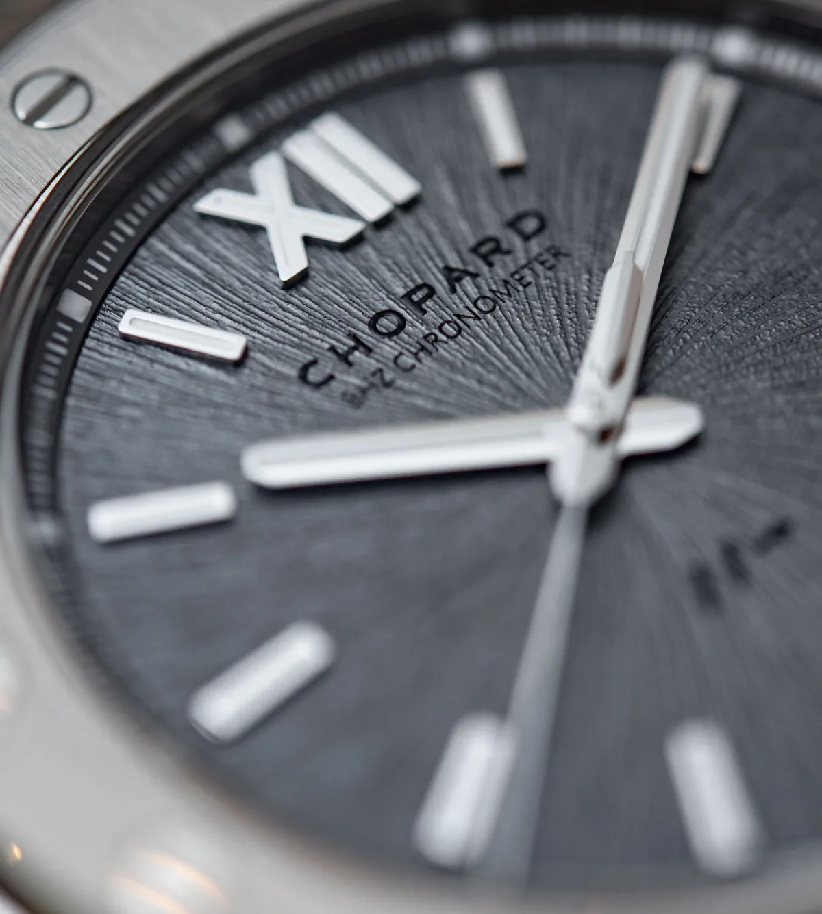 Chopard Alpine Eagle Cadence 8HF design elegance