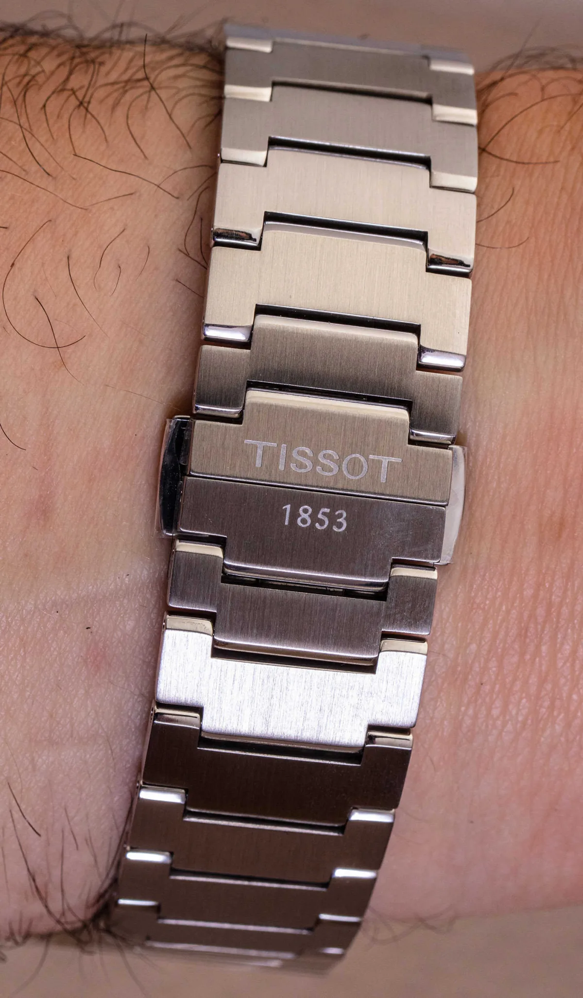 Tissot PRX Powermatic 80 bracelet design